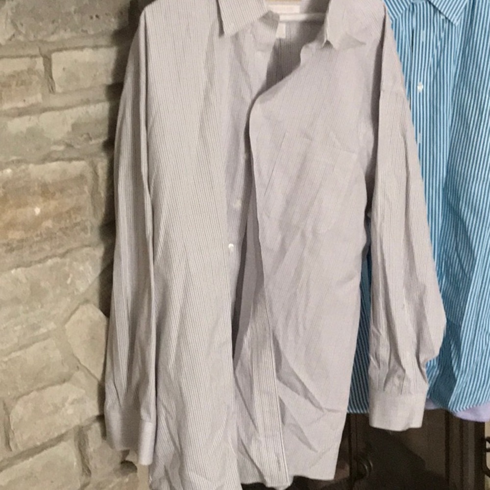 Roundtree & Yorke White Pinstripe Dress Shirt